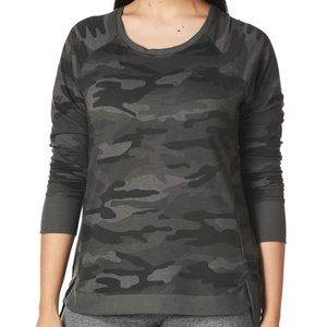 Danskin Long Sleeve Printed Crew Neck Pullover